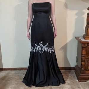 🖤🤍🖤 Vintage Mermaid Prom Dress 🤍🖤🤍